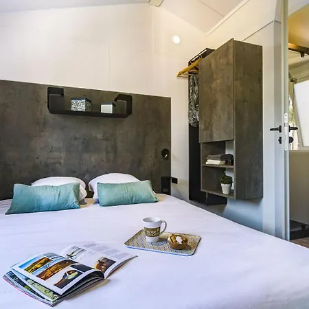 Cocoon 6p 3bdrms Airconpremium Kemping *